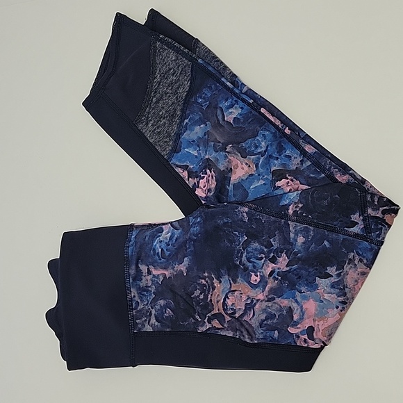 Lululemon If You're Lucky Tights - Picture 3 of 12